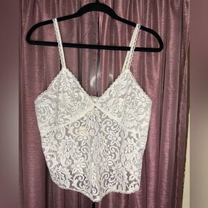 Vintage NWT Victoria’s Secret Y2K Lace White Camisole